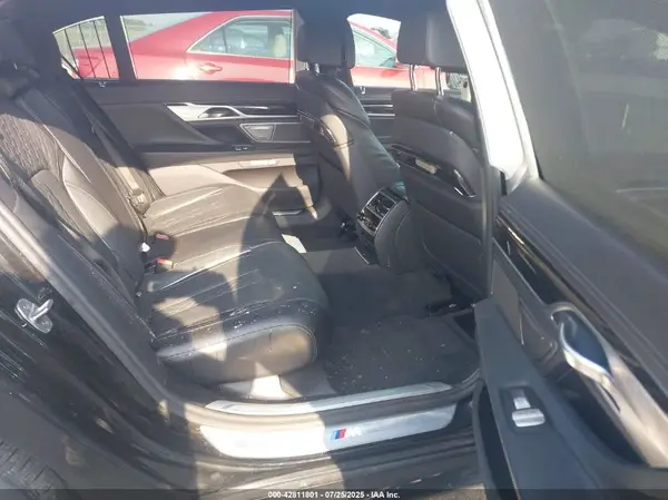 WBA7F2C55HG421227 2017 BMW 7ER - Image 8