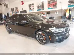 WBA7F2C55JB238770 2018 BMW 7ER