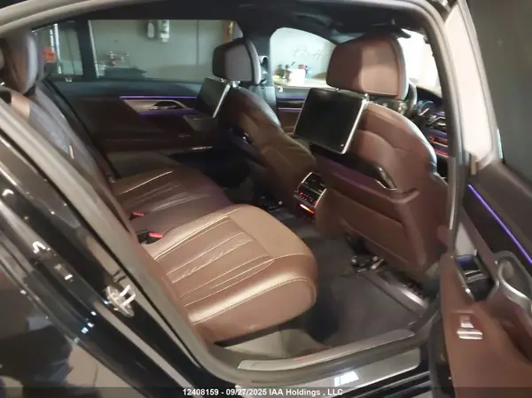 WBA7F2C55JB238770 2018 BMW 7ER - Image 8