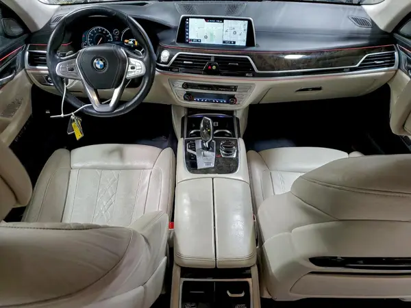 WBA7F2C55JG423923 2018 BMW 7ER - Image 8