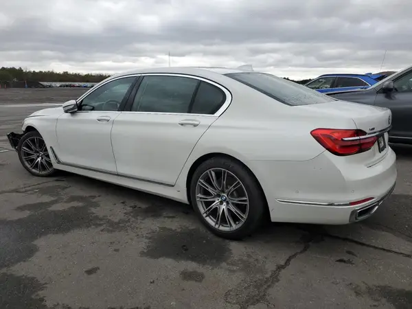 WBA7F2C56GG415578 2016 BMW 7ER - Image 2