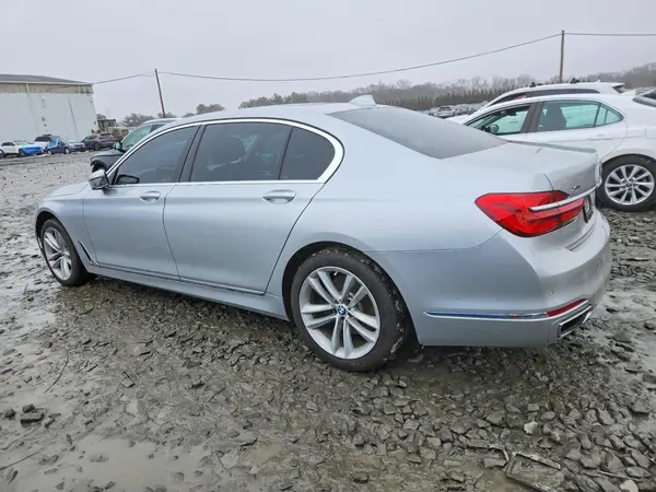 WBA7F2C56GG416813 2016 BMW 7ER - Image 2
