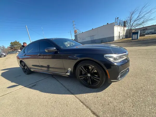 WBA7F2C56GG417833 2016 BMW 7ER - Image 1