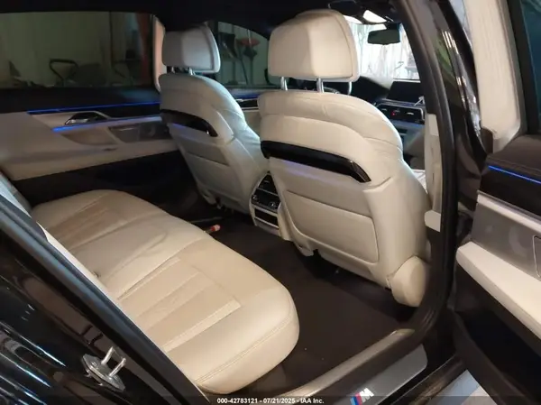 WBA7F2C56GG418562 2016 BMW 7ER - Image 8