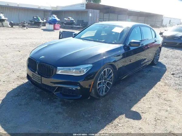 WBA7F2C56GG420781 2016 BMW 7ER - Image 2