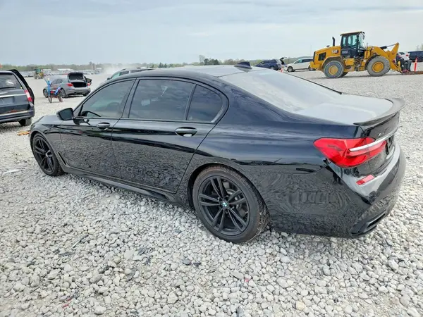 WBA7F2C56GGE12389 2016 BMW 7ER - Image 2