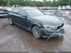 WBA7F2C56JB238258 2018 BMW 7ER