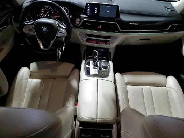 WBA7F2C56JG424093 2018 BMW 7ER - Image 8