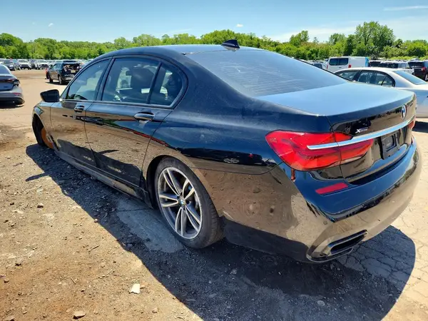 WBA7F2C56JG424269 2018 BMW 7ER - Image 2