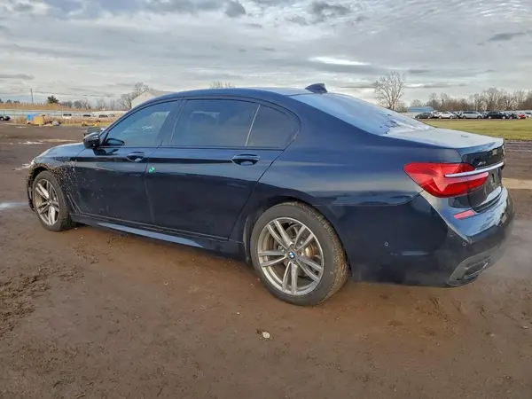 WBA7F2C56KB240299 2019 BMW 7ER - Image 2
