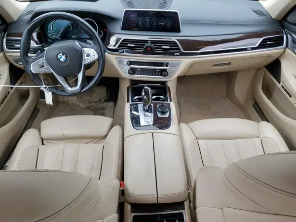 WBA7F2C57GG415010 2016 BMW 7ER - Image 8