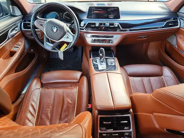 WBA7F2C57GG415458 2016 BMW 7ER - Image 8