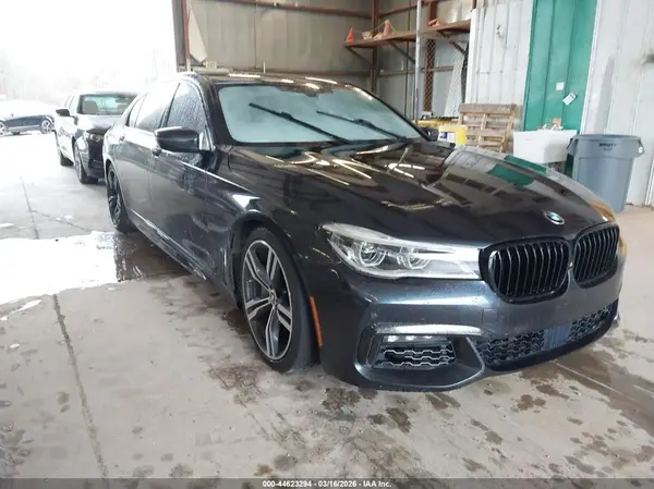 WBA7F2C57GG415668 2016 BMW 7ER - Image 1