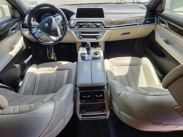 WBA7F2C57GG417114 2016 BMW 7ER - Image 8