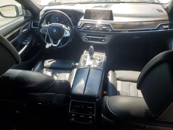 WBA7F2C57GG419395 2016 BMW 7ER - Image 8