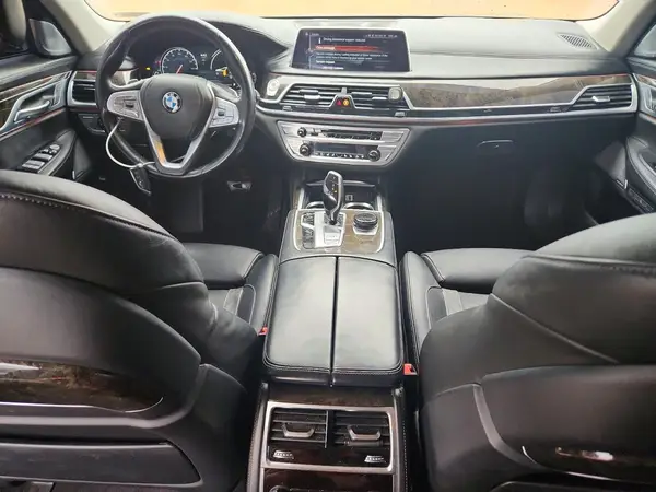 WBA7F2C57GG420398 2016 BMW 7ER - Image 8