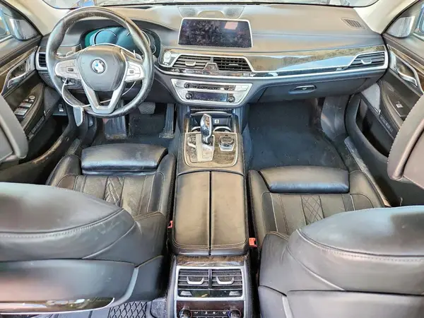 WBA7F2C57GGE12322 2016 BMW 7ER - Image 8