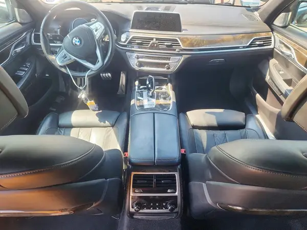 WBA7F2C57HG422394 2017 BMW 7ER - Image 8