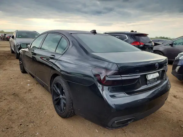 WBA7F2C57JG423678 2018 BMW 7ER - Image 2