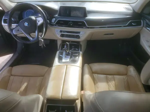 WBA7F2C57JG423728 2018 BMW 7ER - Image 8