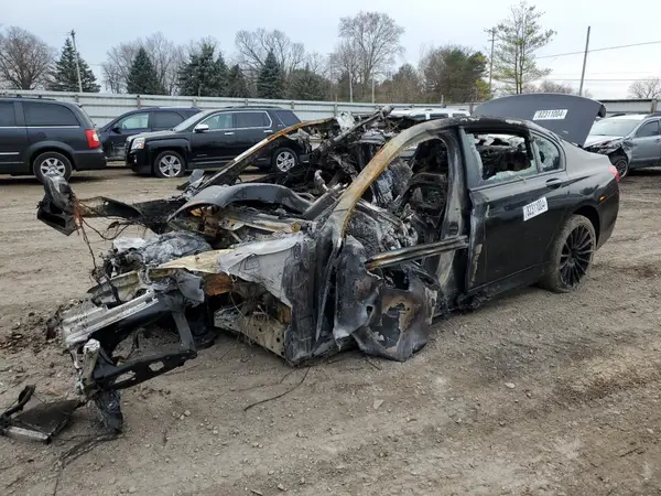 WBA7F2C57JG424927 2018 BMW 7ER - Image 1