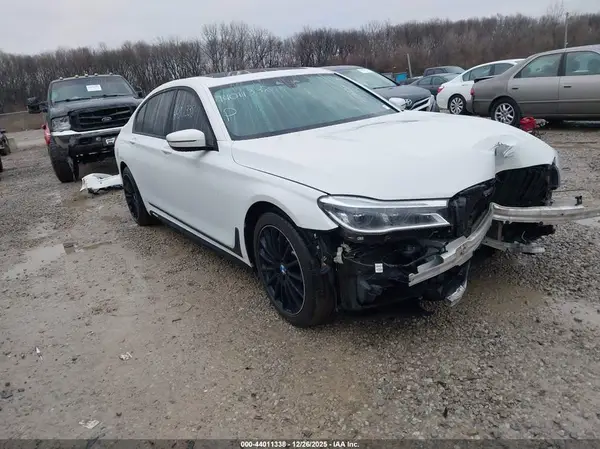 WBA7F2C57KB239694 2019 BMW 7ER - Image 1