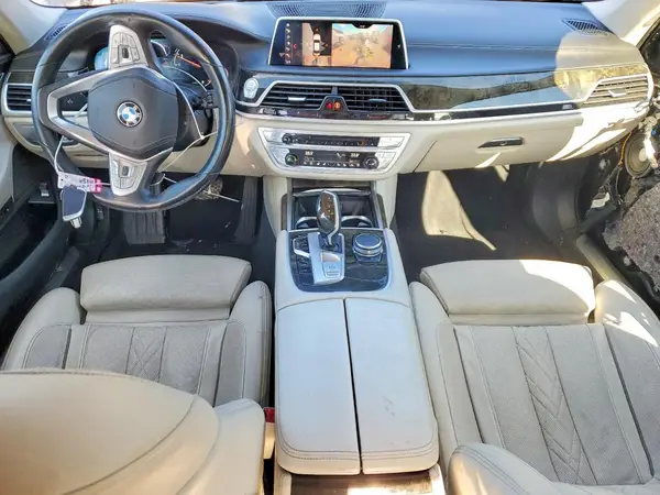 WBA7F2C57KB240604 2019 BMW 7ER - Image 8