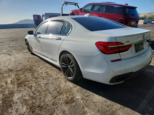 WBA7F2C57KB240747 2019 BMW 7ER - Image 2