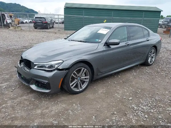 WBA7F2C58GG415114 2016 BMW 7ER - Image 2