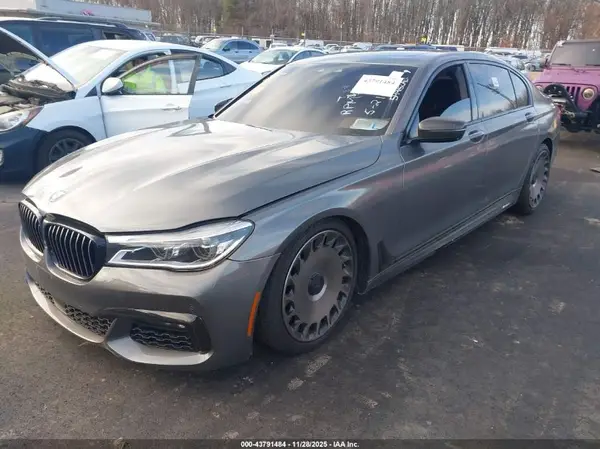 WBA7F2C58GG416117 2016 BMW 7ER - Image 2