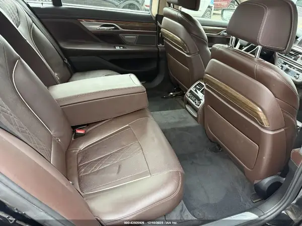 WBA7F2C58GG416344 2016 BMW 7ER - Image 8