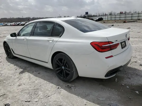 WBA7F2C58GG417865 2016 BMW 7ER - Image 2