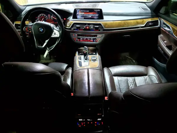 WBA7F2C58GG419079 2016 BMW 7ER - Image 8