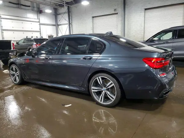 WBA7F2C58GG421026 2016 BMW 7ER - Image 2