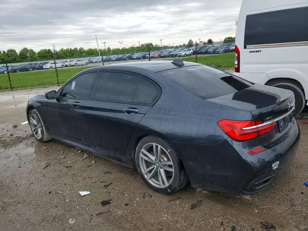 WBA7F2C58HG421917 2017 BMW 7ER - Image 2