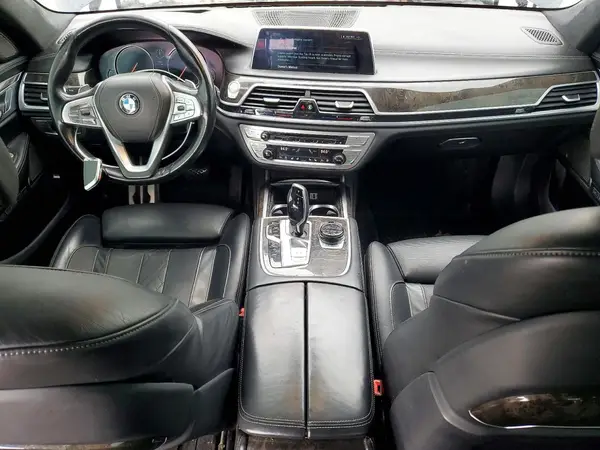WBA7F2C58HG421917 2017 BMW 7ER - Image 8