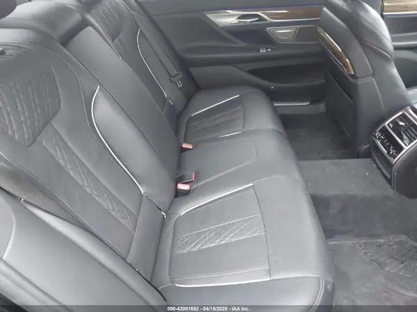 WBA7F2C58JG424774 2018 BMW 7ER - Image 8