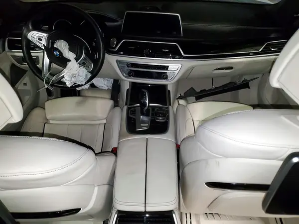 WBA7F2C58KB239588 2019 BMW 7ER - Image 8