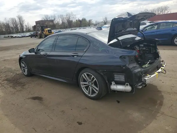 WBA7F2C58KB239624 2019 BMW 7ER - Image 2