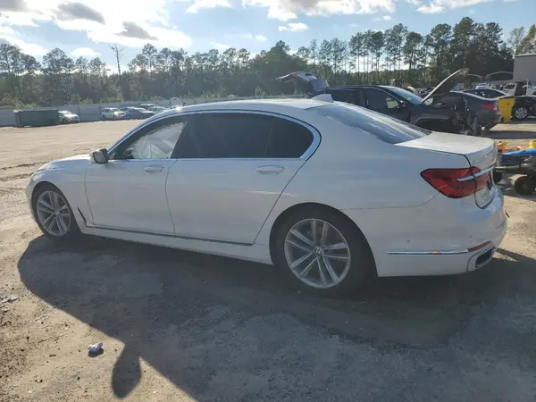 WBA7F2C58KB240823 2019 BMW 7ER - Image 2