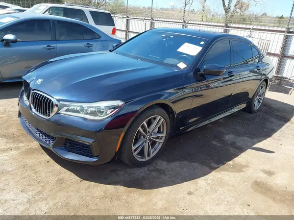 WBA7F2C59GG415929 2016 BMW 7ER - Image 2