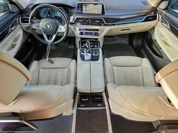 WBA7F2C59GG416675 2016 BMW 7ER - Image 8