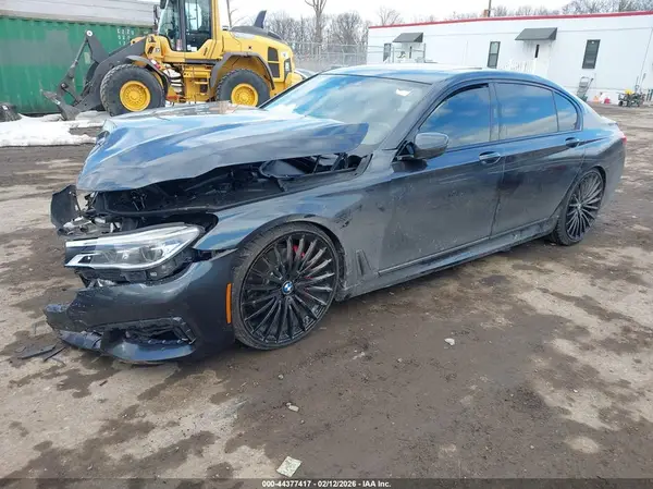 WBA7F2C59GG421164 2016 BMW 7ER - Image 2