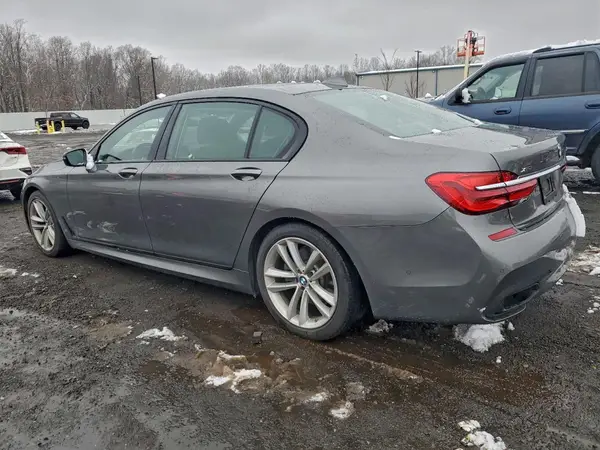 WBA7F2C59HG421649 2017 BMW 7ER - Image 2