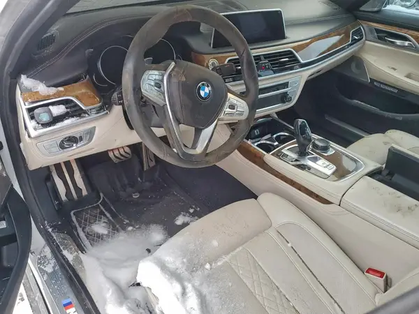 WBA7F2C59HG422509 2017 BMW 7ER - Image 8