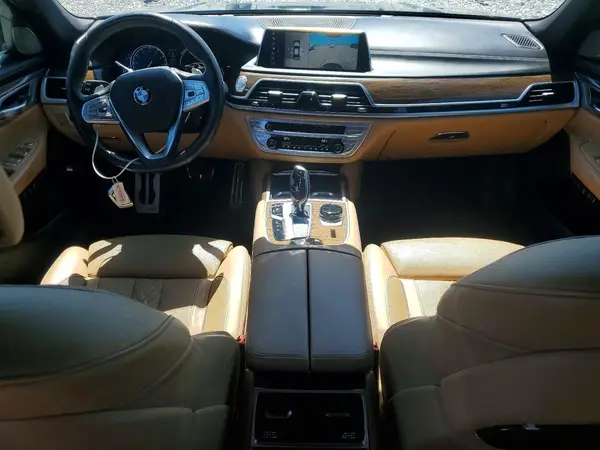 WBA7F2C59JB238674 2018 BMW 7ER - Image 8