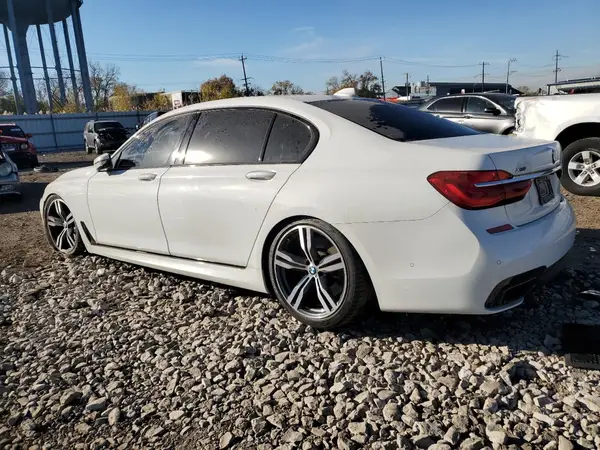 WBA7F2C59JG424041 2018 BMW 7ER - Image 2