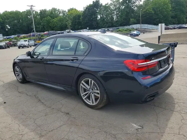 WBA7F2C59KB240149 2019 BMW 7ER - Image 2