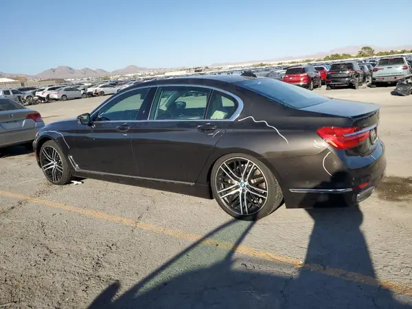 WBA7F2C5XGG415521 2016 BMW 7ER - Image 2