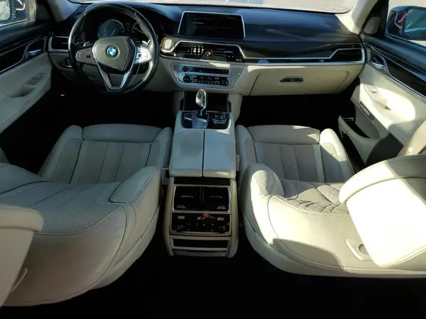 WBA7F2C5XGG415521 2016 BMW 7ER - Image 8